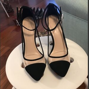 Black Velvet with clear BCBG Pointy Heels Size 8.